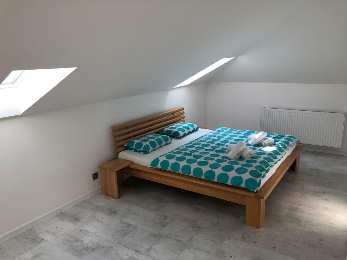 Luxusni Apartman Primo V Centru U Hotelu Thermal Карлові Вари Екстер'єр фото